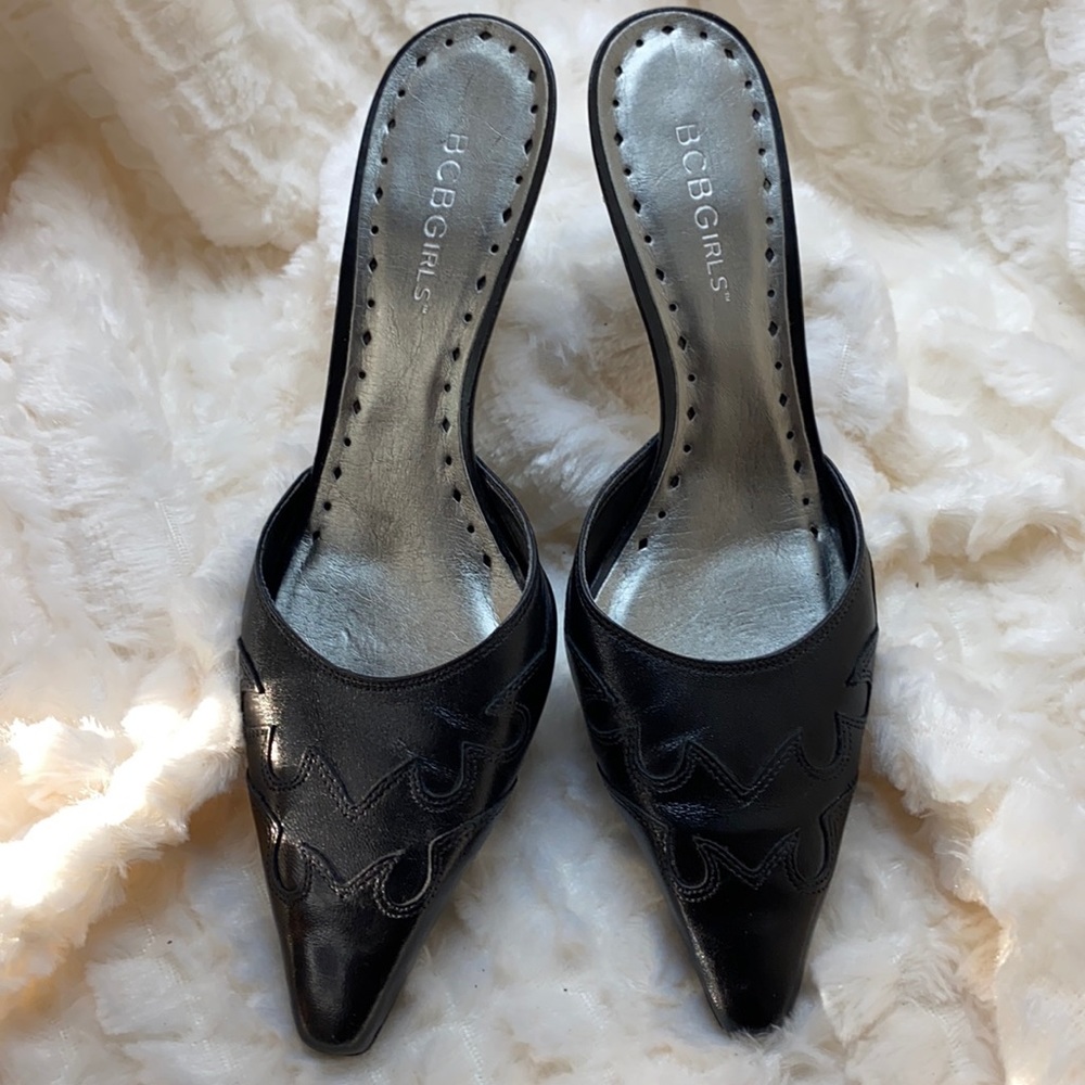 BCBG black slip-on